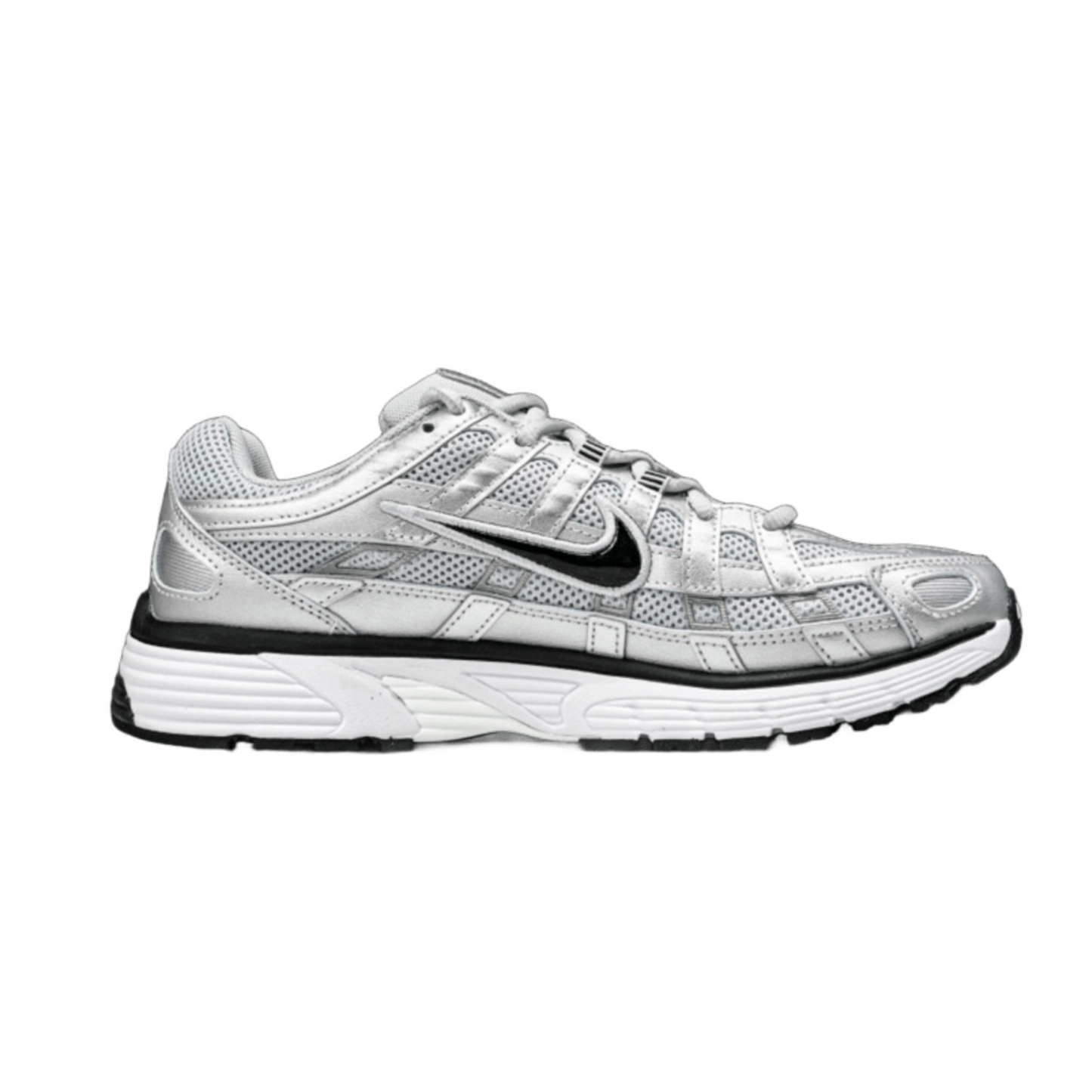 Nike P-6000 – Blanco y Plateado